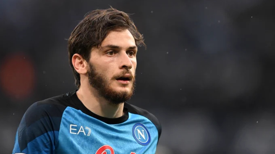 «Ξέσπασμα» της Νάπολι στο twitter: «Μ@λ@κ!eς τα περί ανανέωσης του Κβαρατσχέλια!»