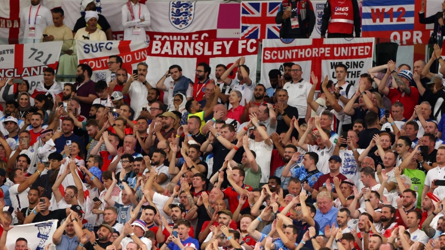 Η αντίδραση των Άγγλων στα γκολ των Ράσφορντ, Φόντεν και στην λήξη της αναμέτρησης! (video)