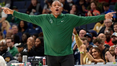 Αποχωρεί ο Ντοκ Ρίβερς από τους Μιλγουόκι Μπακς στο τέλος της σεζόν!