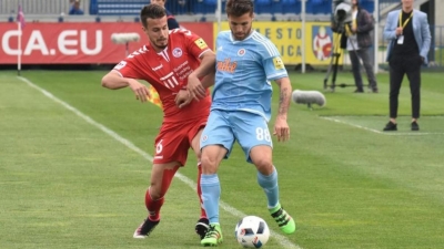 Ο Βασίλης Πλιάτσικας στο BN Sports για την Σλόβαν Μπρατισλάβας: «Ζει για αυτά τα ματς η Σλόβαν – Ο σοβαρός Ολυμπιακός περνάει»