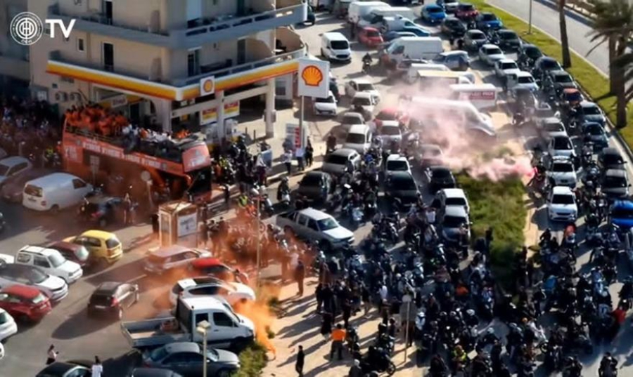 Η γιορτή του Ηρακλείου - Live Streaming η παρέλαση των παικτών του ΟΦΗ