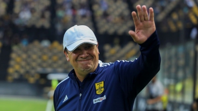 Μπούργος: «Είμαστε σε καλό επίπεδο ενόψει Γκόμελ, μας μένουν... λεπτομέρειες»