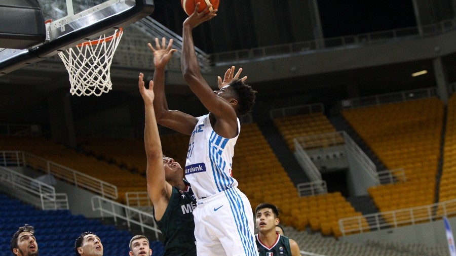 Ελλάδα – Μεξικό: Διπλό λάθος στο όνομα του Κώστα Αντετοκούνμπο! (video)