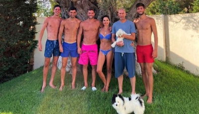 Έγινε viral η φωτογραφία του Ζιντάν με την οικογένειά του!