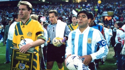 Αργεντινή και Αυστραλία «έπαιξαν» την παρουσία τους στο Μουντιάλ του '94, στη σκιά του Μαραντόνα κι ενός σκανδάλου ντόπινγκ! (video)
