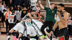 Το buzzer beater, οι αγκαλιές και η… δικαίωση του Παναθηναϊκού! (video)