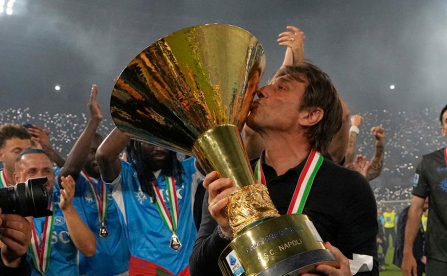 Από την έξοδο στην ανατροπή: Ο Κόντε πιο κοντά από ποτέ στη Νάπολι!