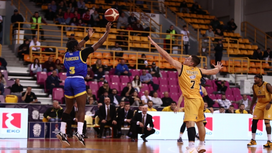 Final-8, ΑΕΚ - Περιστέρι 65-77: Ο Φρανσίσκο σε ρόλο... Σπανούλη λύγισε την επτάψυχη «βασίλισσα»