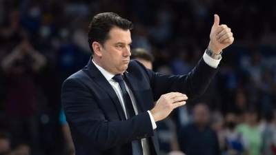 Γκονζάλεθ: «Κινεί απίστευτα την μπάλα και παίζει ομαδικά ο Ολυμπιακός»