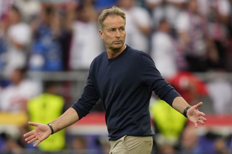 «Βράζει» ο Χιούλμαντ για το Γερμανία - Δανία: «Έχω κουραστεί με τους γελοίους κανόνες!»