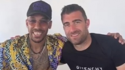 Επική ανάρτηση Παπασταθόπουλου στο πλάι του Ομπαμεγιάνγκ, με πολλά... ελληνικά!