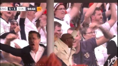 Ράιτ και Νέβιλ παλάβωσαν on air στο «ψαλιδάκι» του Μπέλιγχαμ! (video)