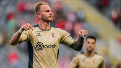 Ο Άρης το παλεύει για Ράτσιτς!