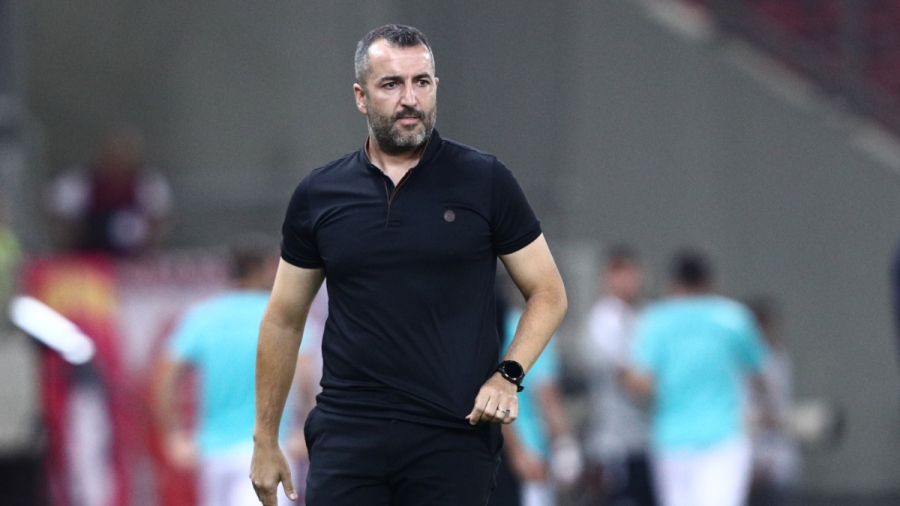 Ο Μαρτίνεθ επαναφέρει τις εργοστασιακές ρυθμίσεις στον Ολυμπιακό