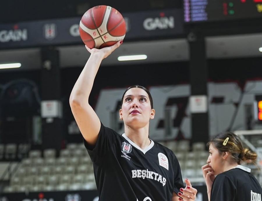 EuroCup Women: Στην κορυφαία πεντάδα της διοργάνωσης η Μαριέλλα Φασούλα!