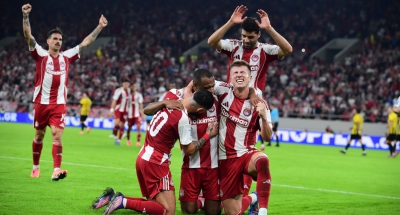 Όλα στο κόκκινο στο Φάληρο, το Pamestoixima δικαιώνεται για το ιστορικό τρίποντο του Ολυμπιακού!