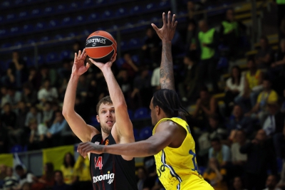 «Well deserved!»: Ο Ολυμπιακός συνεχάρη τον MVP Σάσα Βεζένκοφ - Κορυφαίος της πέμπτης αγωνιστικής της EuroLeague!