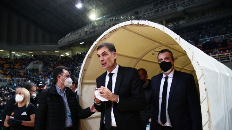 Μπαρτζώκας: «Καλά Χριστούγεννα στους φιλάθλους του Ολυμπιακού!»