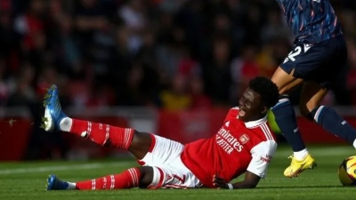 Δεν εμπνέει ανησυχία ενόψει Μουντιάλ ο τραυματισμός του Σάκα!