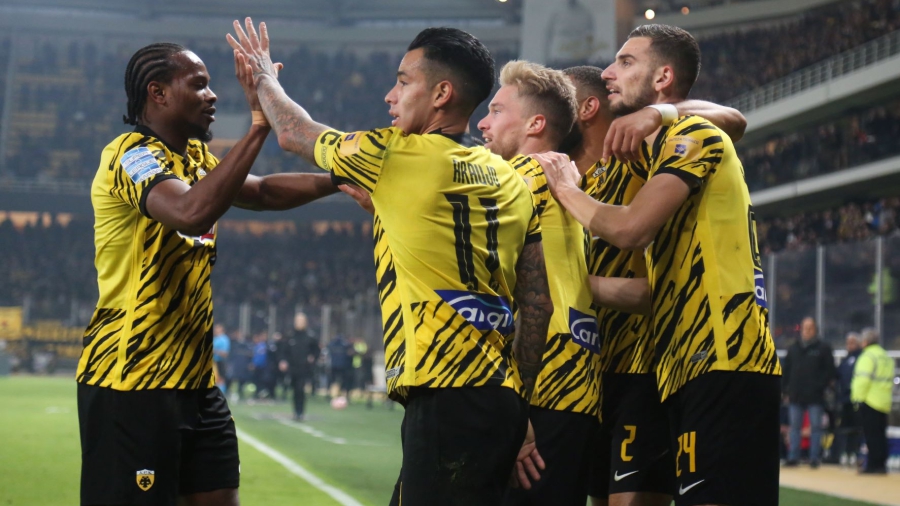 Η ΑΕΚ βγάζει συνεχώς «ήρωες» και κοιτάει κορυφή (video)