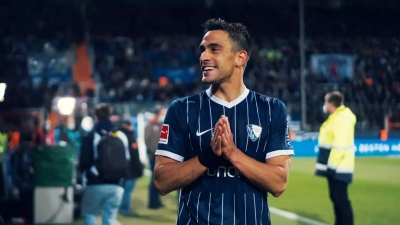 Στη Μπόχουμ για ακόμα ένα χρόνο ο Λαμπρόπουλος!