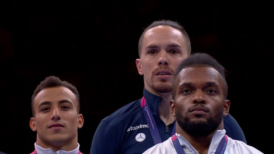 Στο ψηλότερο σκαλί του βάθρου ο έξι φορές χρυσός Πετρούνιας (video)