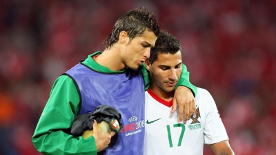 Κριστιάνο Ρονάλντο: Στον πάγκο σε μεγάλη διοργάνωση, σχεδόν μιάμιση δεκαετία μετά! (video)