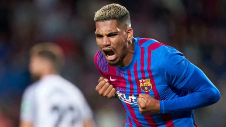 Μπαρτσελόνα: Πολύ κοντά στην ανανέωση ο Αραούχο