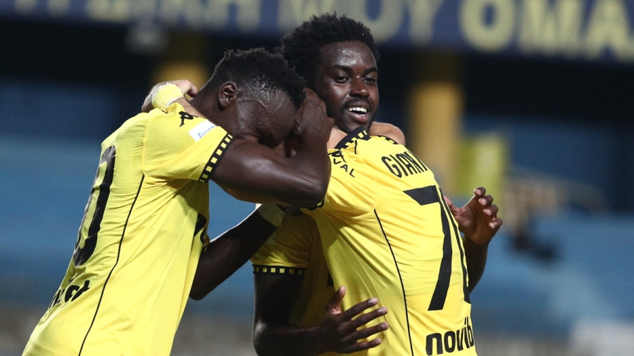 Πέρασε νικηφόρα από το Αγρίνιο ο Άρης  και έκανε μεγάλο... διπλό κόντρα στην Κηφισιά!