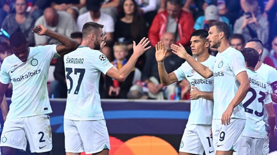 Βικτόρια Πλζεν – Ίντερ 0-2: Ο Τζέκο «ντύθηκε» Λουκάκου και... καθάρισε με γκολ κι ασίστ! (video)