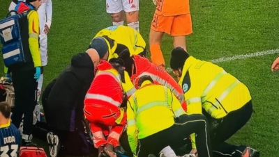 Ελλάς Βερόνα - Φιορεντίνα : Κατέρρευσε ο Μόιζε Κιν και αποχώρησε με φορείο στην ήττα των Βιόλα! (pic)