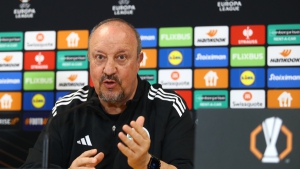 Μπενίτεθ: «Δεν πουλάνε αυτοπεποίθηση στο εμπορικό κέντρο, αλλάζουμε πράγματα στην ομάδα»