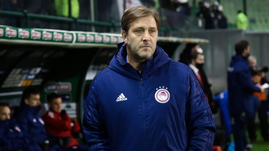 Μαρτίνς: «Ήμασταν λίγοι μεσοεπιθετικά - Περνάμε μία δύσκολη φάση!» (video)