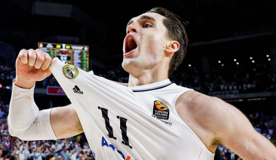 Συνεχίζει τις «μαγικές» εμφανίσεις ο Χεζόνια και... πληρώνει στο Pamestoixima!