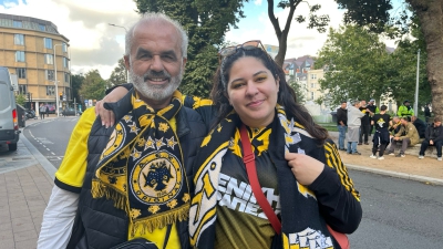 Μπράιτον ο τόπος, ΑΕΚ η αφορμή: Πατέρας και κόρη ξανάσμιξαν και έγιναν viral στην Αγγλία!