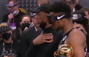 NBA Finals: Αναγνώριση της ανωτερότητας των Bucks από τον προπονητή των Suns (video)