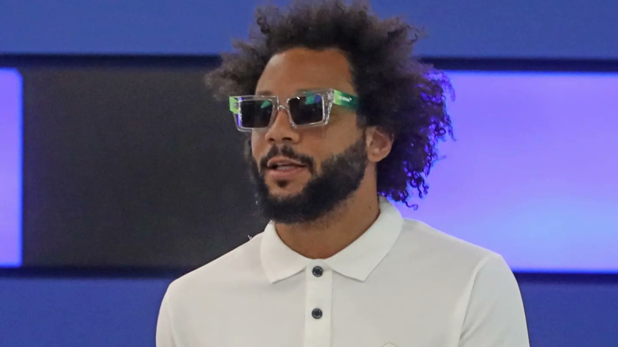 Ολυμπιακός: «Πέταξε» για το Μπακού, εν όψει Καραμπάγκ