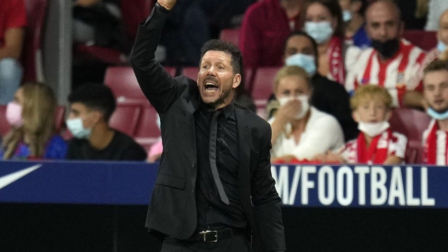 Σιμεόνε: «Δεν χαιρετώ πάντα τον άλλο προπονητή, όταν ξαναδώ τον Κλοπ θα το κάνω»