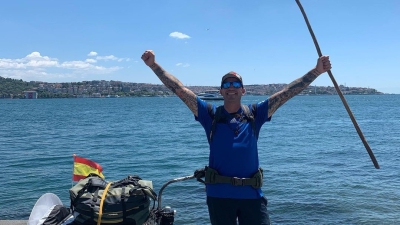 Μουντιάλ 2022: Συνελήφθη στο Ιράν ο Ισπανός που πάει Κατάρ με τα... πόδια!