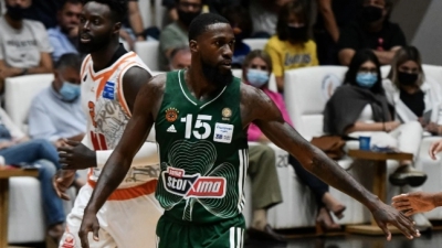 Οκάρο Ουάιτ: «Γνωρίζουμε τα λάθη μας και επιβάλλεται να τα διορθώσουμε. Κοιτάμε μόνο μπροστά!»