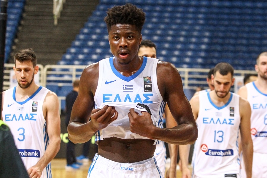 Ολυμπιακός: Ρώτησε για Κώστα Αντετοκούνμπο