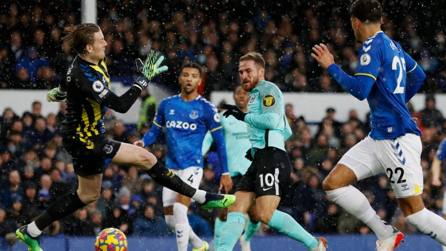 Premier League: Ιστορικό «διπλό» για την Μπράιτον – έχασε από την… ανατρεπτική Μπρέντφορντ η Άστον Βίλα! (video)