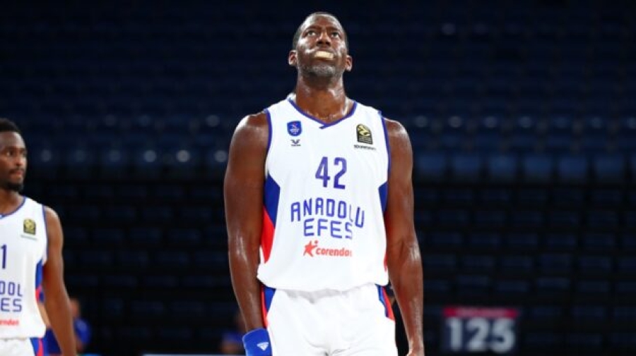 Παρελθόν από την Εφές μετά από 8 χρόνια ο Ντάνστον!