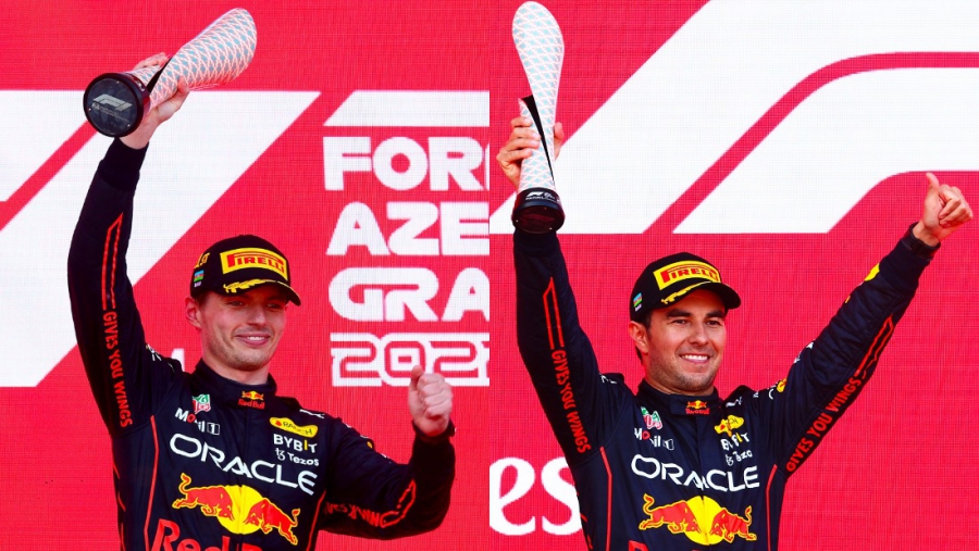 Formula 1: Ο θρίαμβος της Red Bull, η τραγωδία της Ferrari και 5+1 πράγματα που μάθαμε στο Μπακού (video)