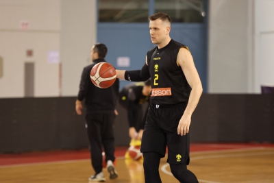 Αγραβάνης: «Το βάρος της φανέλας είναι μεγάλο, θα διεκδικήσουμε τις πιθανότητες μας»