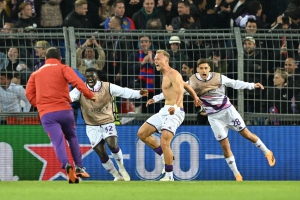 Βασιλεία – Φιορεντίνα 1-3 (παρ.): Ευρωπαϊκός τελικός μετά από 33 χρόνια, με «buzzer beater» του Μπαράκ (video)