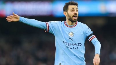 Επιμένουν στην Ισπανία για Μπαρτσελόνα και Μπερνάρντο Σίλβα