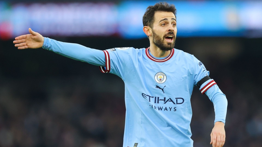 Επιμένουν στην Ισπανία για Μπαρτσελόνα και Μπερνάρντο Σίλβα