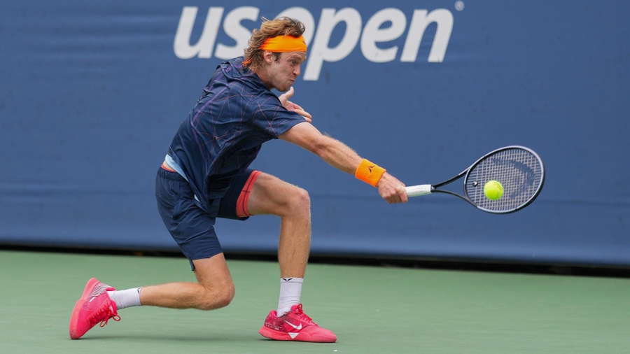 US Open: Δε χάνει σετ ο Ρούμπλεφ για να διπλασιάσουμε στο pamestoixima.gr