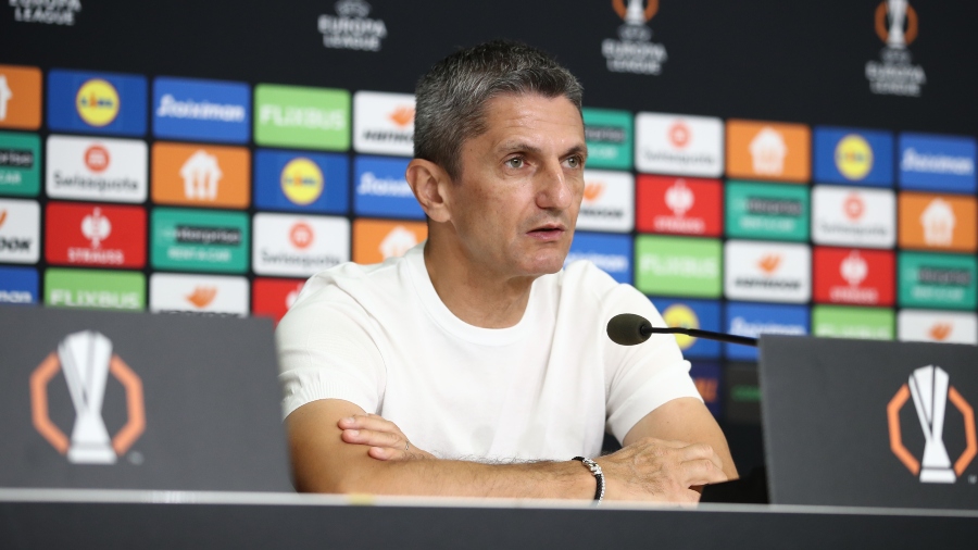 Λουτσέσκου: «Πίεση στα όρια της παράνοιας!»